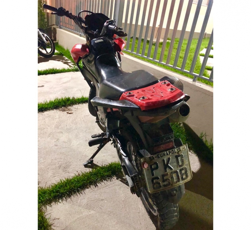Moto roubada que foi recuperada pela polícia. (Divulgação: PM-BA)