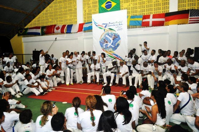 A sétima edição do evento contou com a participação de capoeiristas da região, de outros estados e do exterior. (Foto: Rogério Naba)