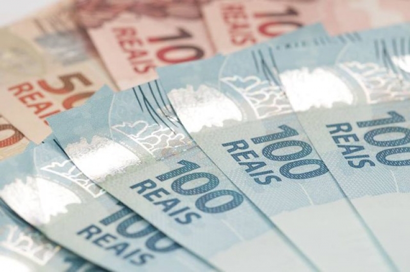 O valor representa redução de R$ 8 em relação ao projeto de lei do Orçamento Geral da União do próximo ano, que previa mínimo de R$ 1.039 para o próximo ano. (Reprodução)