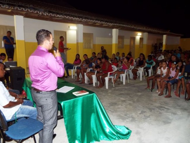 Reunião contou com a participação de alunos e convidados. (Foto: Adson Oliveira/Rastro101)
