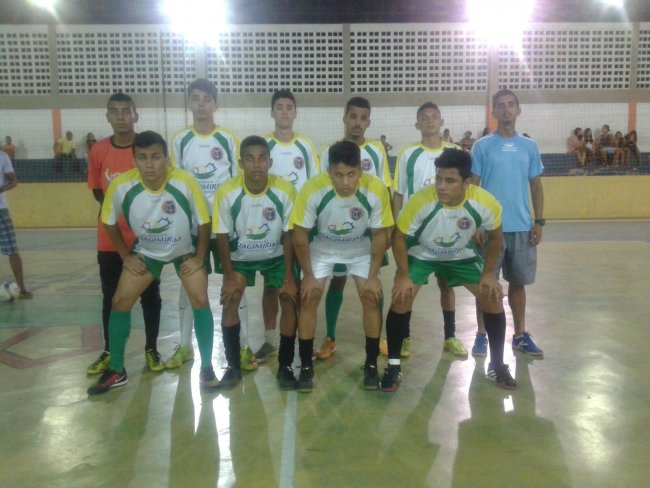 Seleção de Futebol de Salão Sub-17 de Itagimirim. (Foto: Divulgação)