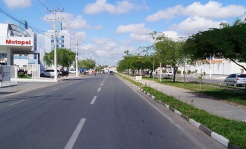 Avenida Fraga Maia, Feira de Santana.  (Reprodução: Internet)