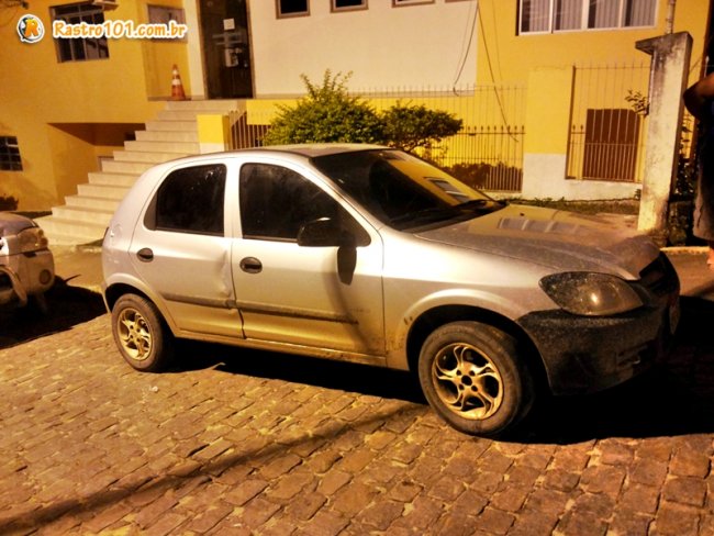 Veículo foi encontrado abandonado em Itagimirim. (Foto: Rastro101)