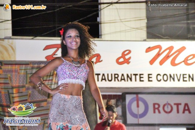 Vanessa, vencedora do concurso Beleza Negra de Itagimirim. (Foto: Rastro101)