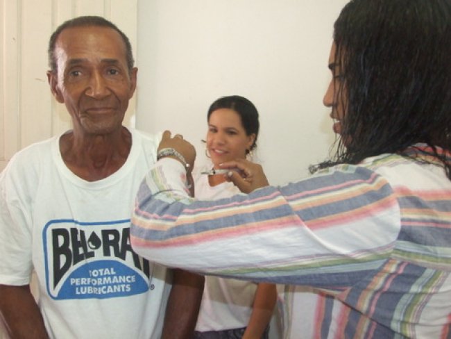 Falta ainda muita gente a ser vacinada, especialmente moradores da zona rural e do Distrito de União Baiana. (Foto: ASCOM)