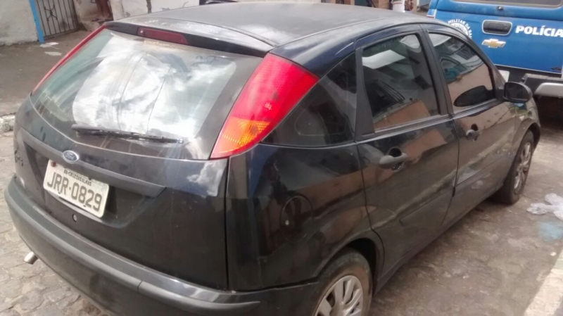 Veículo foi encontrado na rua 7 de Setembro em Itagimirim. (Foto: Rastro101)