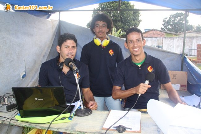 Partida foi transmitida ao vivo pela equipe da rádio Estação 87,9 FM. (Foto: Rastro101)
