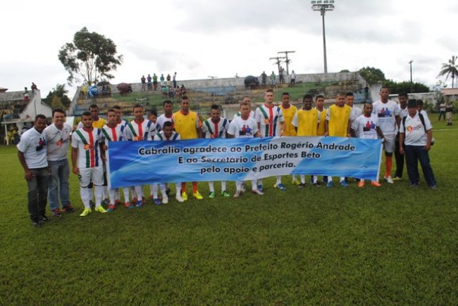 Porto Seguro e Cabrália se enfrentaram no campo que é considerado um dos melhores do sul da Bahia. (Foto: Ligeirinho do Esporte))