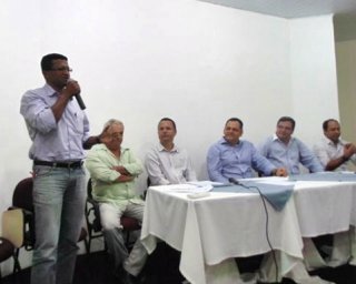 Prefeitos Rielson Lima e demais prefeitos da região participaram da formação da Comissão. (Foto: aGazetaBahia)