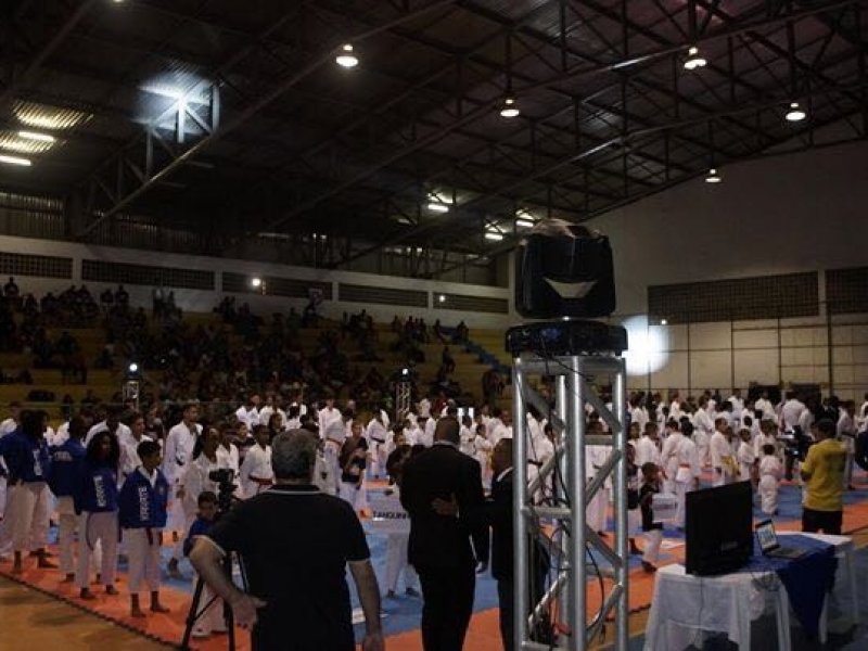 Cerca de 400 atletas participaram do evento em Feira de Santana (Divulgação)