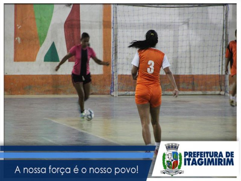 Torneio teve abertura com partida da seleção feminina de futsal. (Ascom)