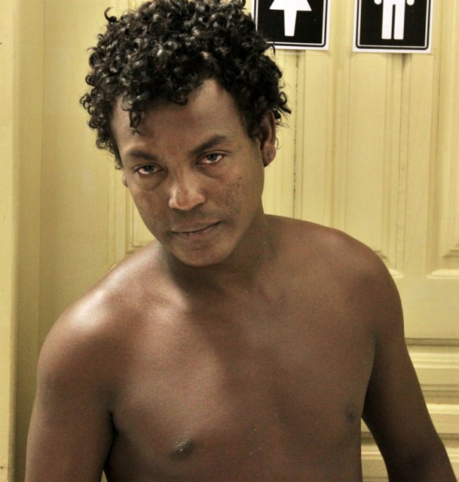 Jones, morador de Porto Seguro, foi encontrado com drogas em Itagimirim. (Foto: Rastro 101)