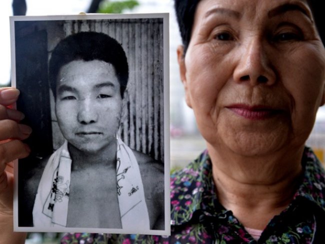 Irmã do boxeador Iwao Hakamada, condenado à  morte mais velho do mundo (Foto: Kazuhiro Nogi/AFP)