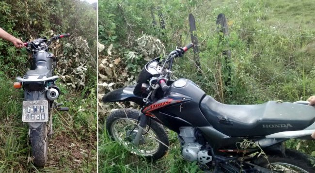 Moto usada em assalto era roubada e foi recuperada pela Polícia Militar. (Foto: Divulgação/PM Itagimirim)