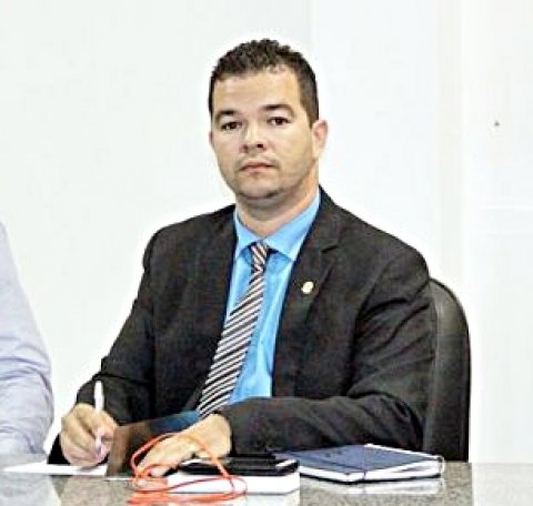 Vereador Epaminondas dos Reis Portugal, representando o município de Itagimirim, foi eleito como 1° Diretor de Comunicação (Arquivo/Rastro101)