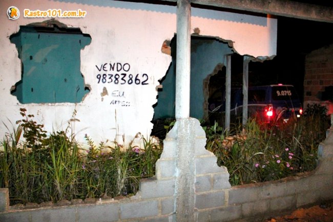 Corpo estava em uma cisterna nos fundos de um terreno baldio em Itapebi. (Foto: Rastro101)