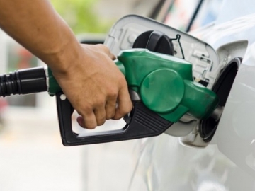 Gasolina tem aumento de 5%