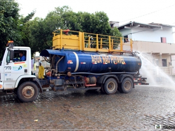 Prefeitura de Itagimirim realiza desinfecção em vários pontos da cidade