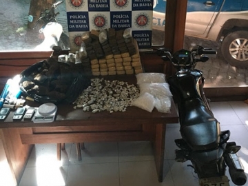 Polícia apreende 85 kg de maconha em Arraial D'Ajuda