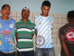  Quatro jovens são presos pela Polícia Militar em Teixeira de Freitas