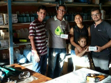 Vereador Epaminondas Portugal de Itagimirim visita Associação Gota do Óleo