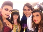 Paula Fernandes aparece de vampira em festa a fantasia 