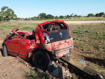 Casal morre em acidente de trânsito no extremo sul da Bahia